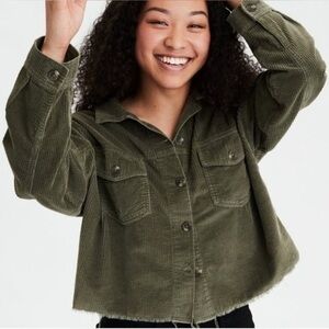 American Eagle Oversized Corduroy Cropped Raw Hem Shacket in Olive~Size XS